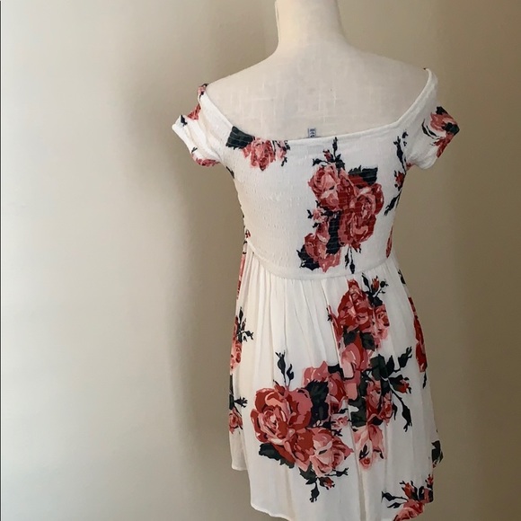 Tobi DARLIN' ROSE PRINT SKATER DRESS - Picture 7 of 10